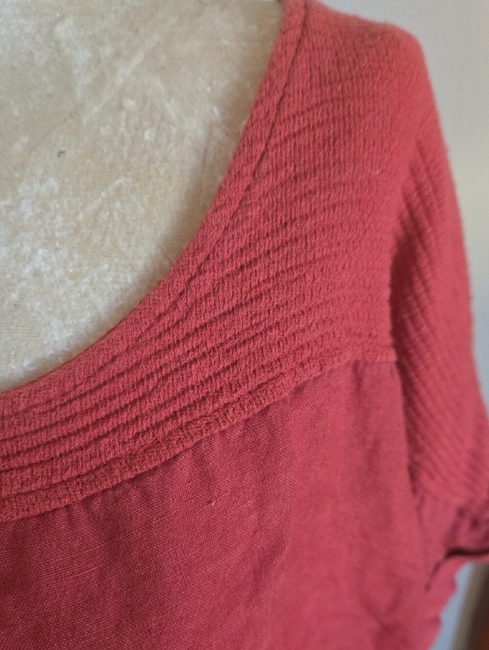 Relaxed Scoop Neck Women’s Linen Top Size 1x - Picture 3 of 4
